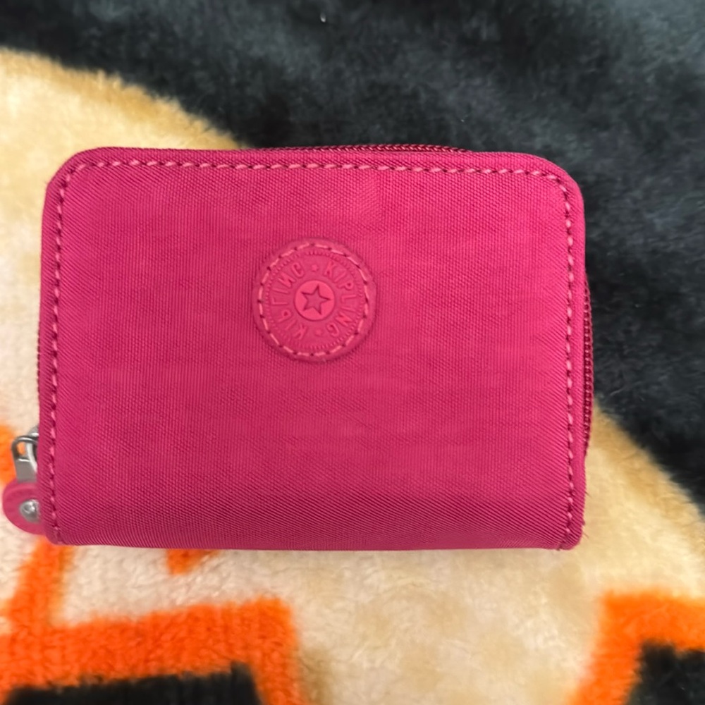 Kipling Magneta Money Love RFID wallet coin purse